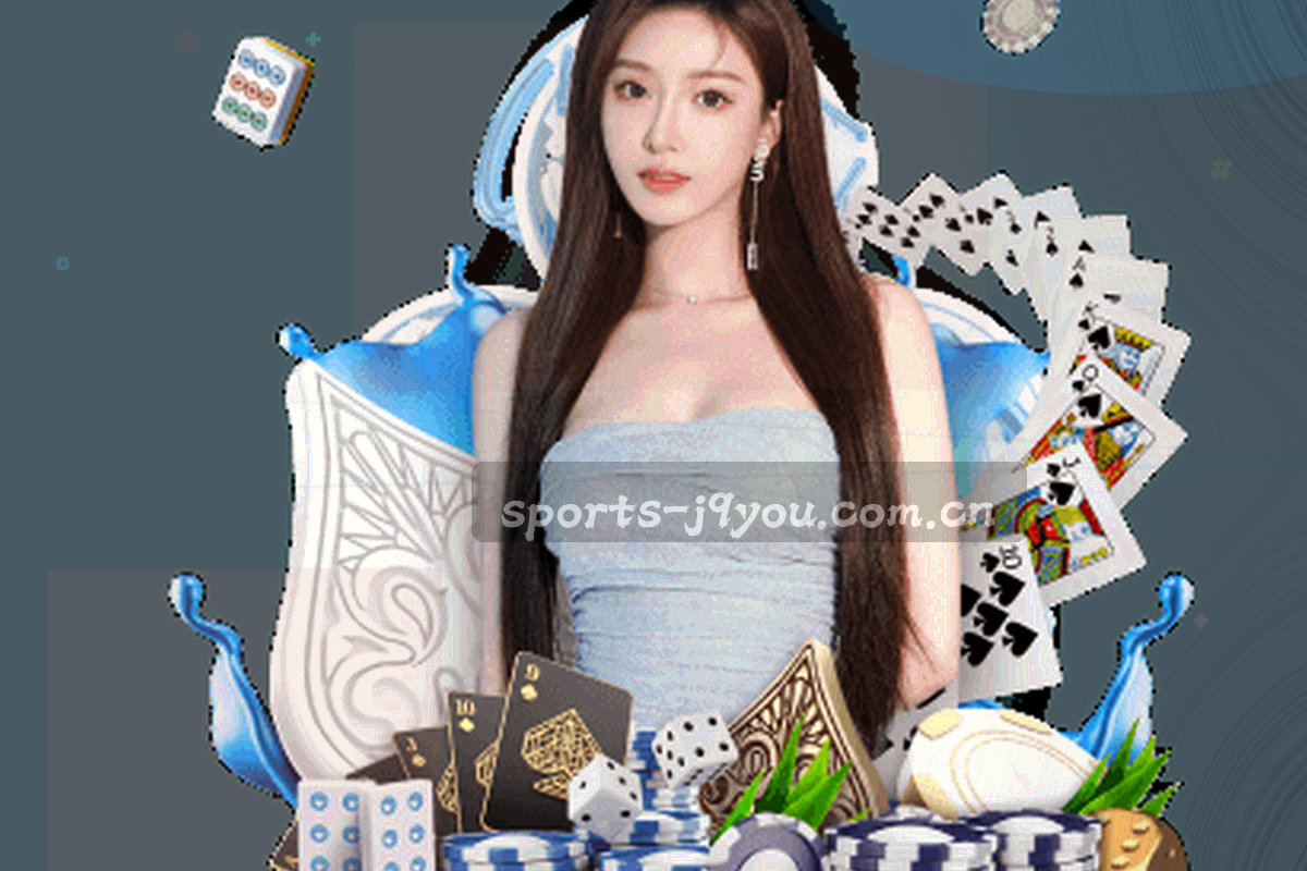 战术板上的跑位线条与箭头示意图
